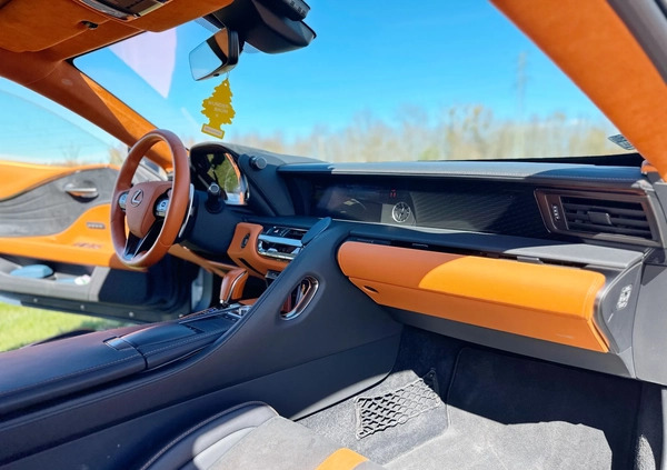 Lexus LC cena 500000 przebieg: 38200, rok produkcji 2021 z Sośnicowice małe 79